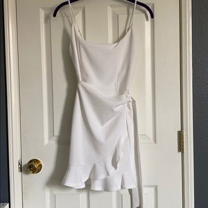 NEVER WORN Lucy in the Sky Ruffle Dress White
